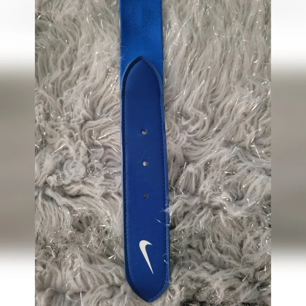 NEW Nike Baseball Belt Adjustable Blue Elastic Buckle 20” To 34” Youth Sports